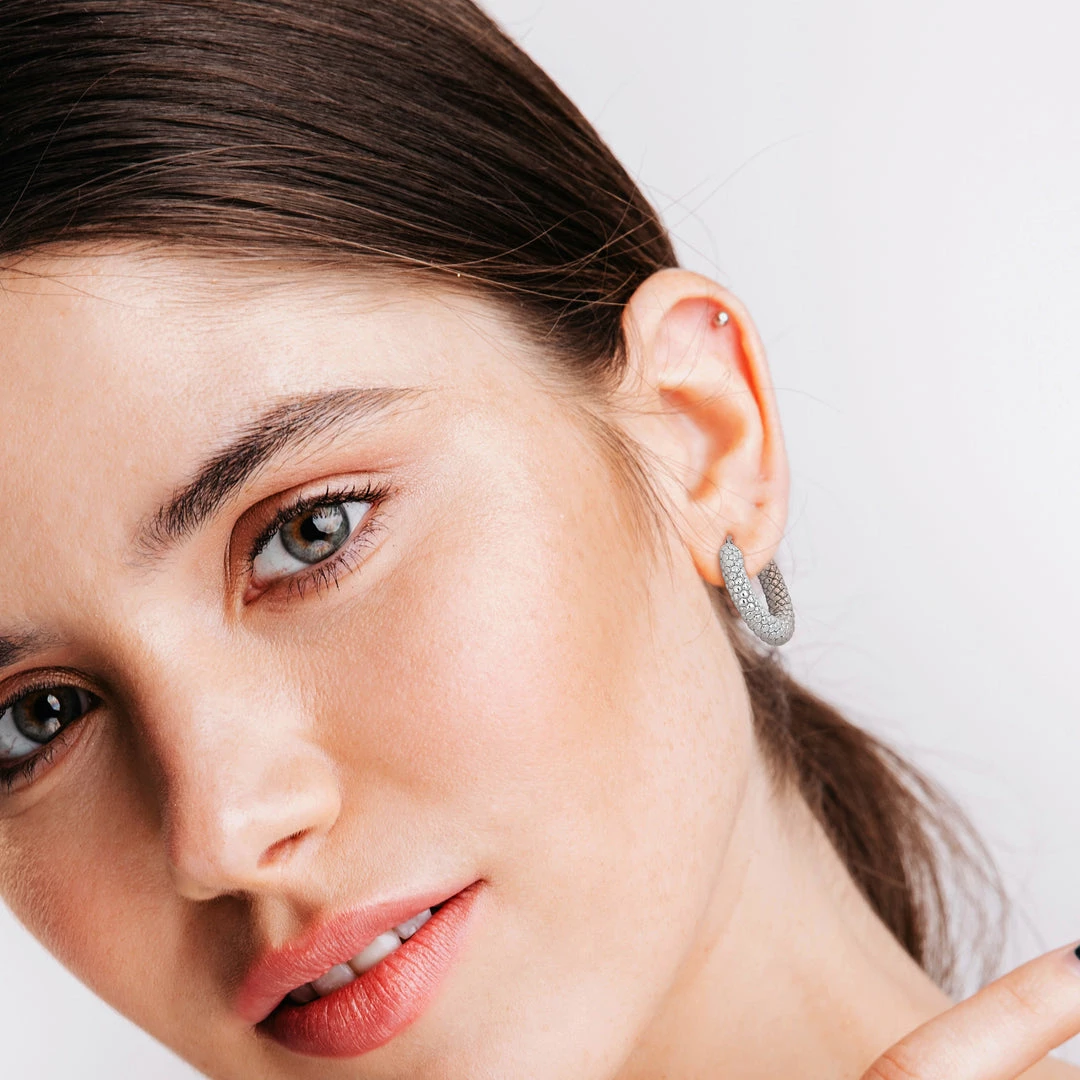 Wholesale 🔔 Mimi & Max 28 MM Beaded Hoop Earrings in Sterling Silver for 👩 women 🛒 6 Wholesale 🔔 Mimi & Max 28 MM Beaded Hoop Earrings in Sterling Silver for 👩 women 🛒 - Image 4