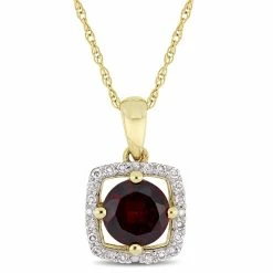 Promo 😀 Mimi & Max 1 CT TGW Garnet and 1/10 CT TW Diamond Halo Square Drop Pendant with Chain in 10k Yellow Gold for 👩 women 🧨